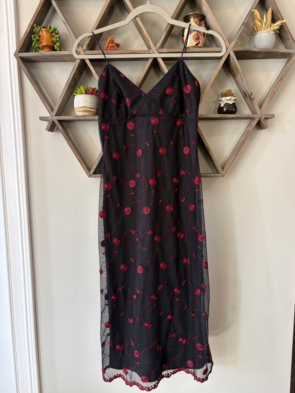 Rimini Vintage Y2K black cami dress sheer overlay w/ red floral embroidery Sz 2